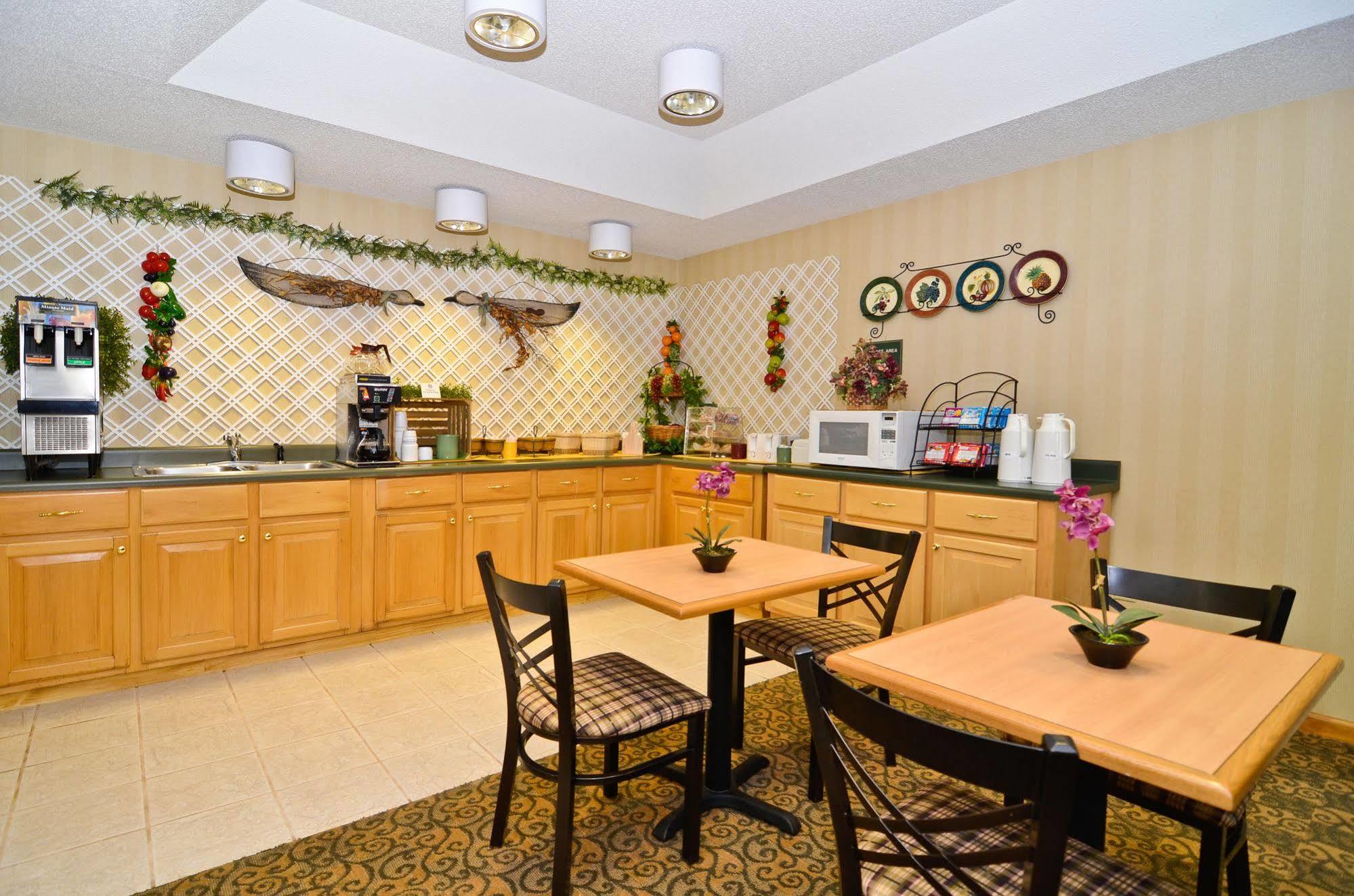 Best Western Hawkinsville Inn & Suites المطعم الصورة