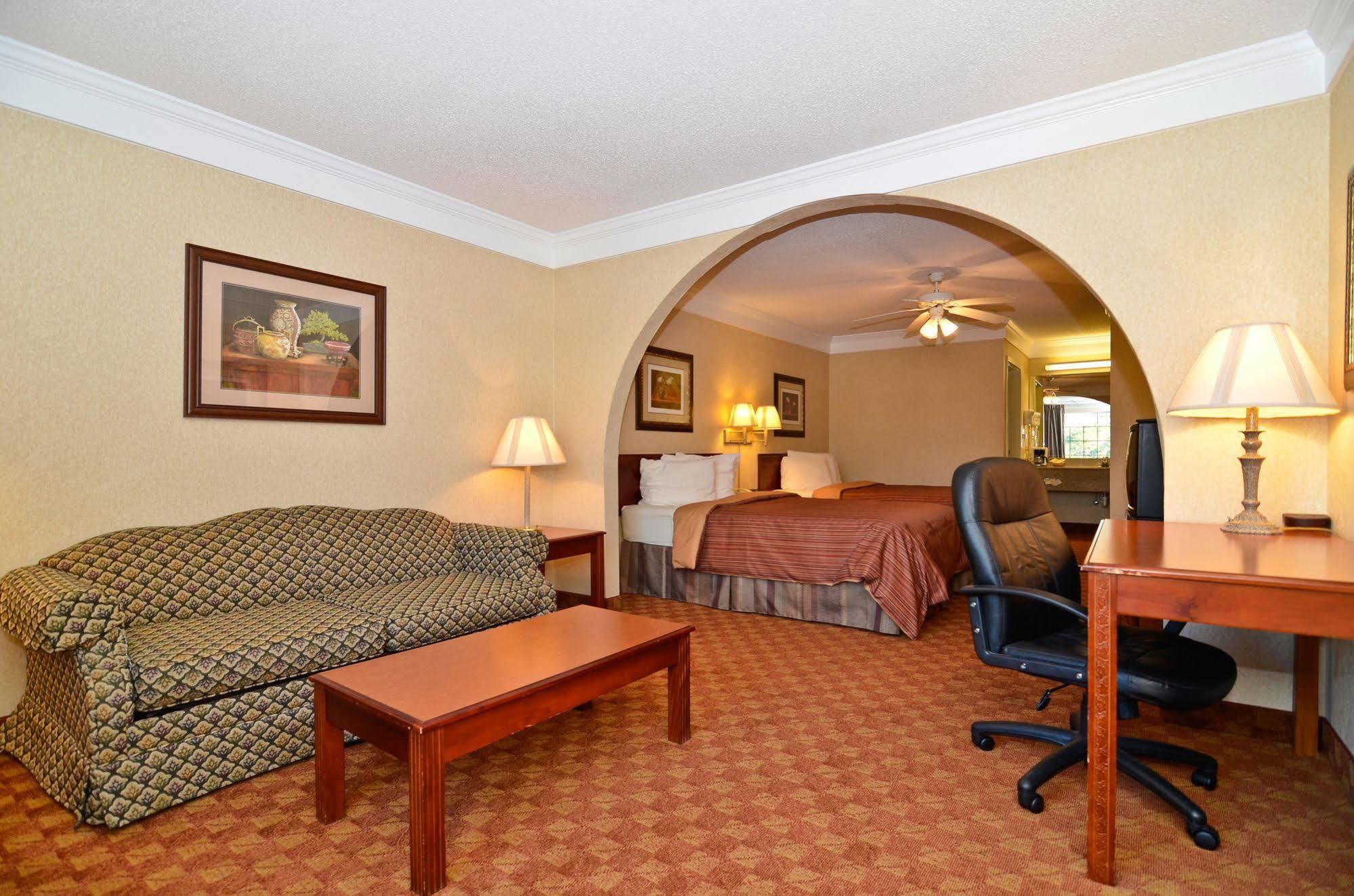 Best Western Hawkinsville Inn & Suites المظهر الخارجي الصورة