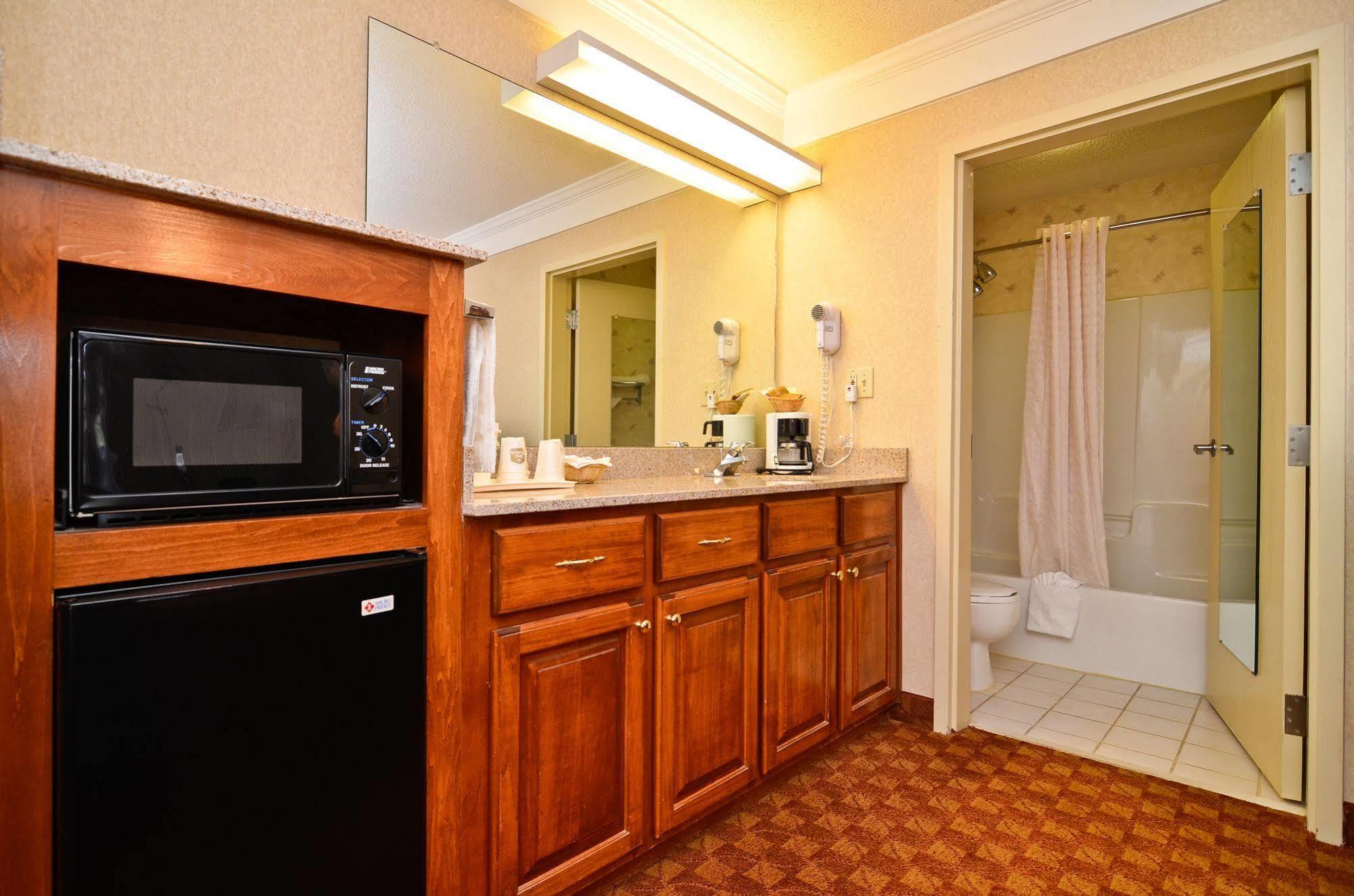 Best Western Hawkinsville Inn & Suites الغرفة الصورة