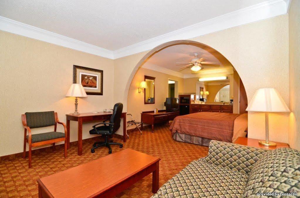 Best Western Hawkinsville Inn & Suites المظهر الخارجي الصورة